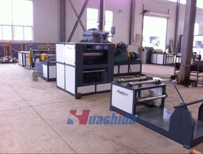 Adhesive coating line of heat shrinkable sleeve